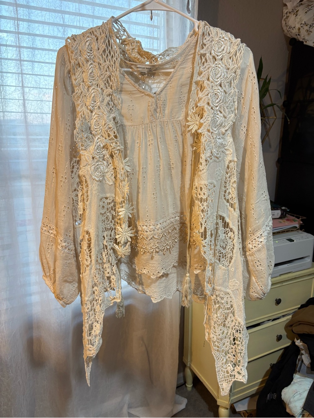 American Eagle Outfitters Ivory Crochet Lace Peasant Blouse